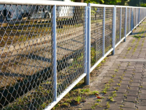Забор на участок 6 соток из сетки рабицы