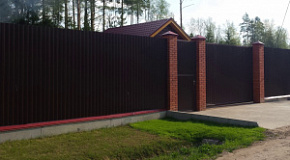 Забор из профнастила  2.5 м*30 м